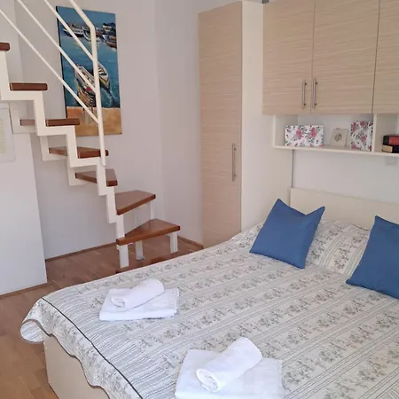 Apartment Marina *